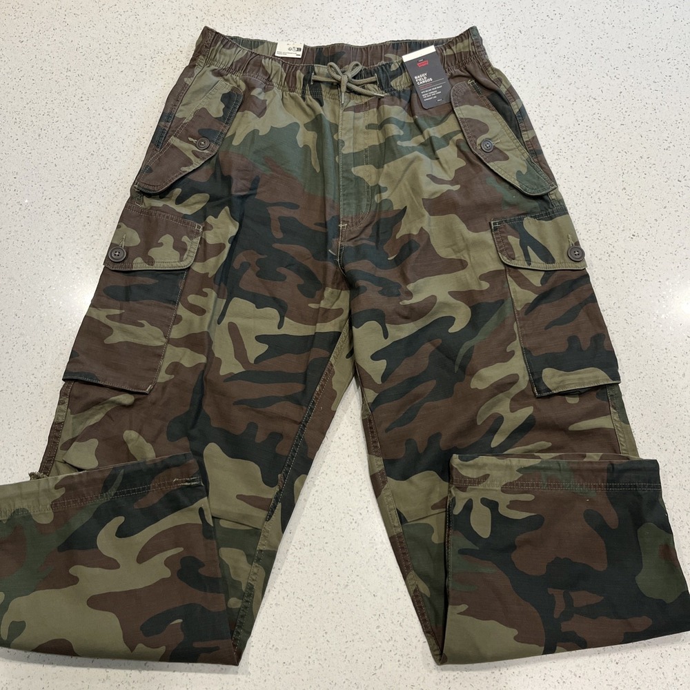 Levis Baggy Field Cargo Pants Camouflage Mens Large NWT Irregular Stamp